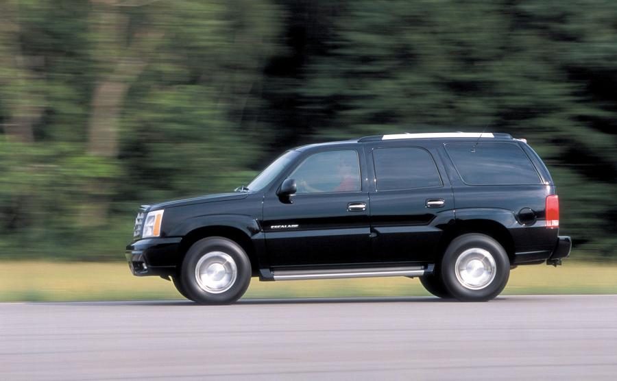  Cadillac Escalade 2002 года  (фото 8 из 47)